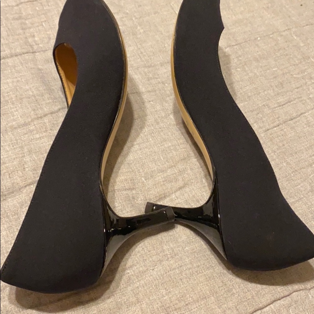 Bruno Magli Black open toe pumps - Picture 3 of 8